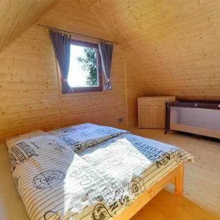 Nad Jeziorem Lodge