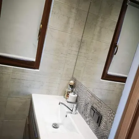 Nad Jeziorem Lodge *